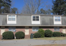 230 highland park  front of house